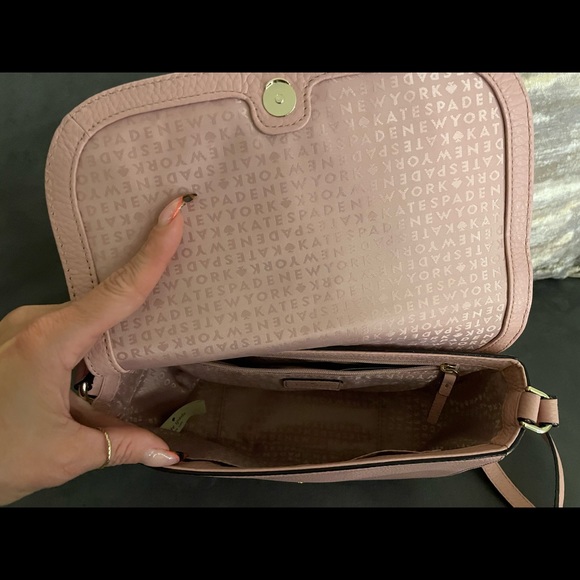 Kate Spade Crossbody - Picture 4 of 5